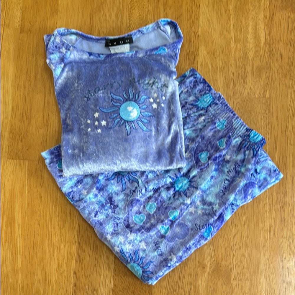 ✋Starry Night Pajama Size 8 Crushed Velvet Feel